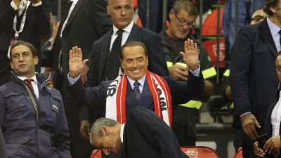 Calcio: Brianteo in piedi per Berlusconi