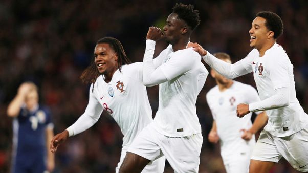 ايدر يسجل مع البرتغال في الانتصار على اسكتلندا 3-1 وديا ايدر يسجل مع البرتغال في الانتصار على اسكتلندا 3-1 وديا
