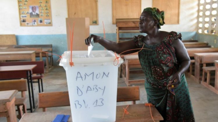 Elections en Côte d'Ivoire: tension autour des résultats du Plateau