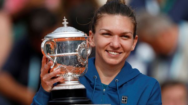 Halep earns second successive year-end top ranking Halep earns second successive year-end top ranking