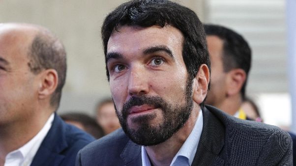 Martina, governo sostiene evasori Martina, governo sostiene evasori