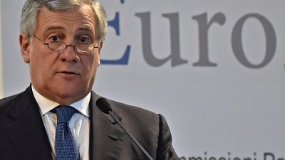 Manovra:Tajani, non aiuta gli italiani
