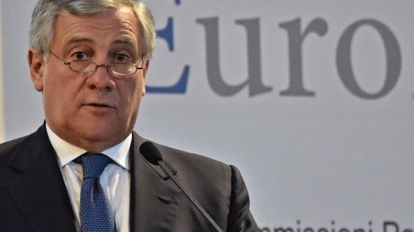 Manovra:Tajani, non aiuta gli italiani Manovra:Tajani, non aiuta gli italiani