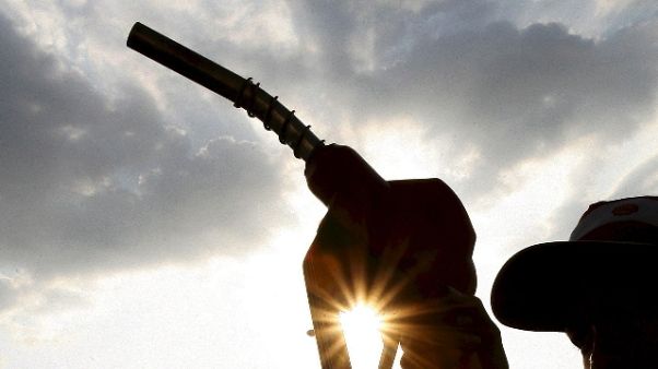 Sigilli a 6 distributori abusivi gasolio Sigilli a 6 distributori abusivi gasolio