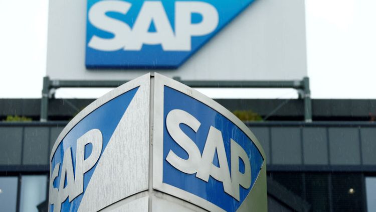 SAP vows to ease cloud transition; German customers less keen