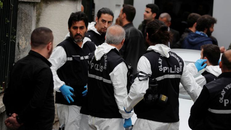 المحققون الأتراك يدخلون مقر إقامة القنصل السعودي باسطنبول