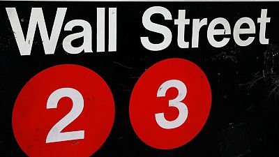 Wall Street banks eye technology to combat bond trading weakness