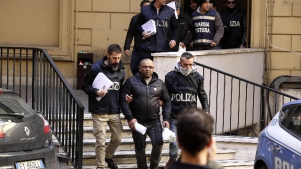 Ostia: condannati per mafia tre Spada Ostia: condannati per mafia tre Spada