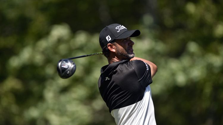 Piercy grabs lead at CJ Cup, as Koepka makes charge
