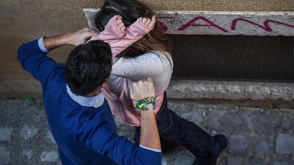 Anni percosse e maltrattamenti,arrestato Anni percosse e maltrattamenti,arrestato