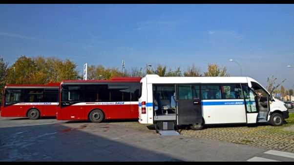Abusi a 16enne su bus,autista a processo Abusi a 16enne su bus,autista a processo