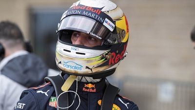 Ricciardo and Bottas are the obstacles in Vettel's way Ricciardo and Bottas are the obstacles in Vettel's way