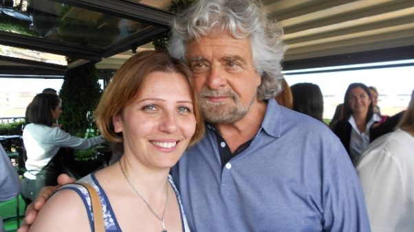 Fidarsi di Salvini? Grillo tace e ride Fidarsi di Salvini? Grillo tace e ride
