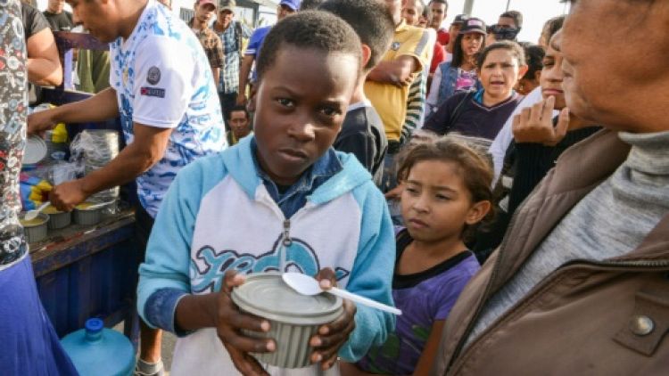 Réfugiés vénézuéliens au Pérou: l'ONU missionne Angelina Jolie