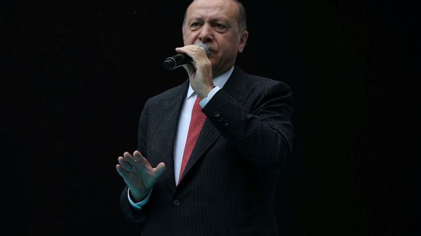 مستشار أردوغان يرفض التفسير السعودي لقتل خاشقجي مستشار أردوغان يرفض التفسير السعودي لقتل خاشقجي