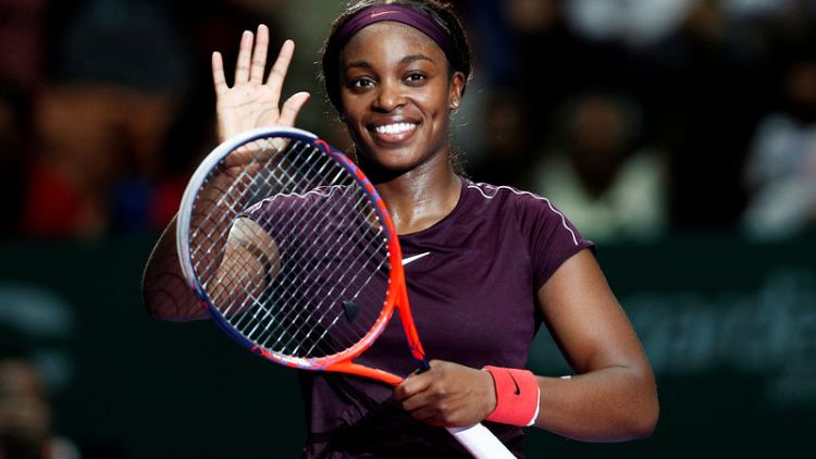 Stephens stays calm to run away from Osaka in Singapore