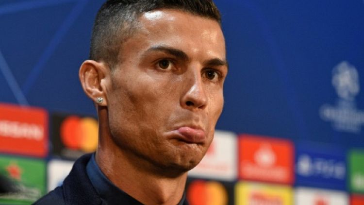 Accusé de viol, Ronaldo assure être un "exemple" sur et en dehors du terrain