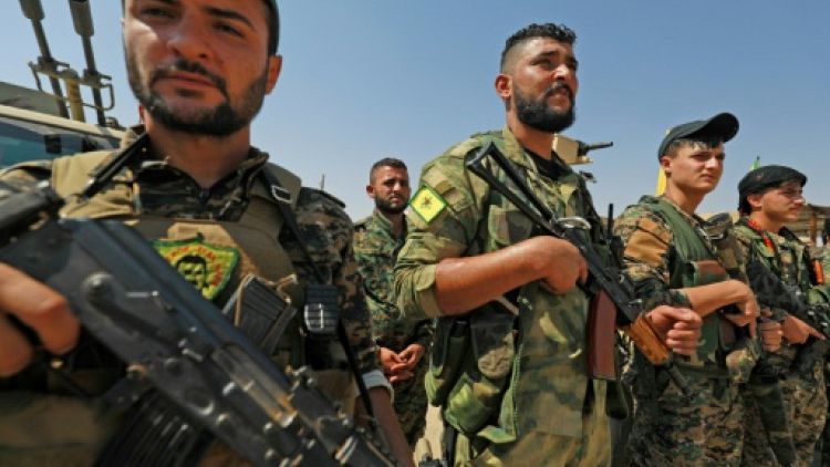 Les étrangers de l'EI, un casse-tête pour les Kurdes de Syrie