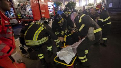 Raggi, città accanto a feriti