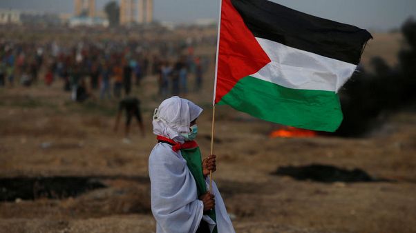 مسؤول فلسطيني: القوات الإسرائيلية تقتل فلسطينيا على حدود غزة مسؤول فلسطيني: القوات الإسرائيلية تقتل فلسطينيا على حدود غزة