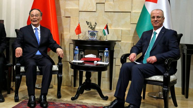 الصين توقع مذكرة تفاهم مع فلسطين للتفاوض على اتفاق للتجارة الحرة
