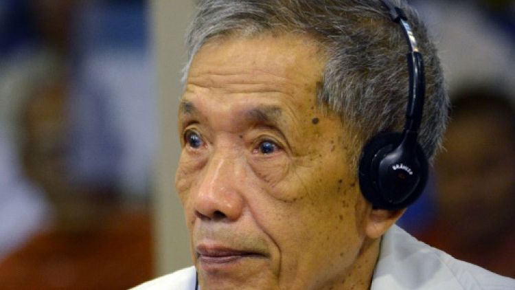 Cambodge: l'ancien khmer rouge "Douch" hospitalisé 