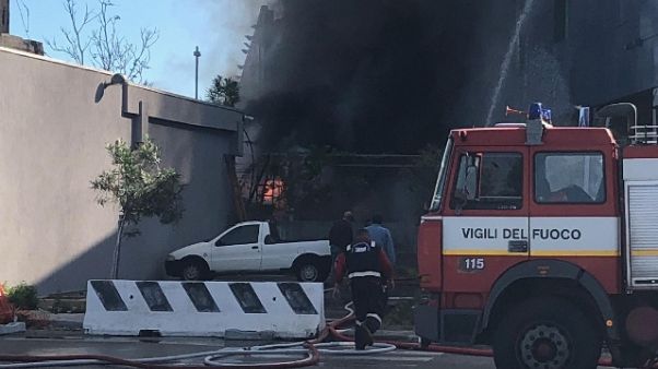 Incendio Ap Savona, si cerca punto fuoco Incendio Ap Savona, si cerca punto fuoco