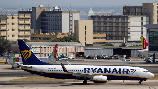 Ryanair recognises Spanish pilots' union, plans talks for November Ryanair recognises Spanish pilots' union, plans talks for November