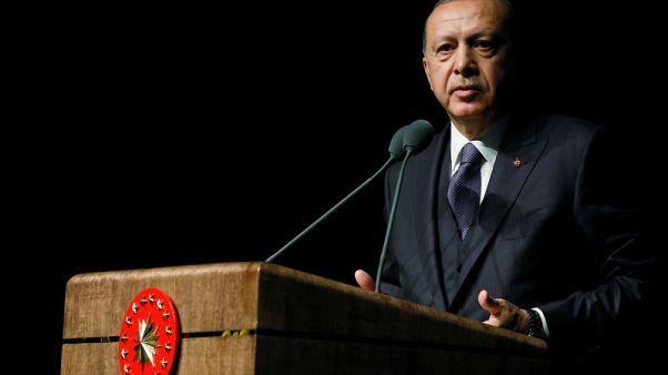 مصدر: أردوغان وولي العهد السعودي بحثا خطوات كشف ملابسات مقتل خاشقجي مصدر: أردوغان وولي العهد السعودي بحثا خطوات كشف ملابسات مقتل خاشقجي
