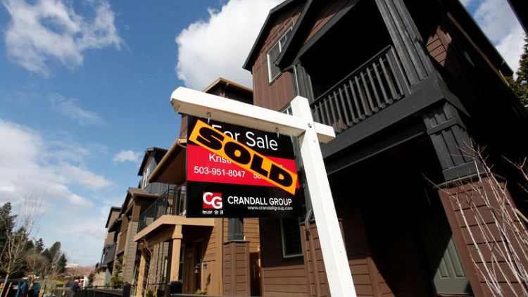 U.S. new home sales near two-year low as mortgages rates rise