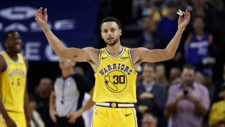 NBA: Curry fait son show, James gagne avec les Lakers