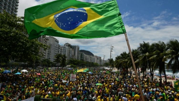 Au Brésil, une guerre sale sur le net pour la présidentielle