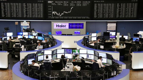 أسهم أوروبا تهبط مع استمرار البيع ودبليو.بي.بي يهوي بعد تراجع المبيعات أسهم أوروبا تهبط مع استمرار البيع ودبليو.بي.بي يهوي بعد تراجع المبيعات