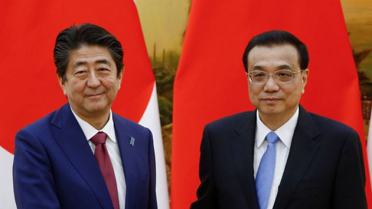 الصين واليابان توقعان اتفاقات لتعزيز التعاون