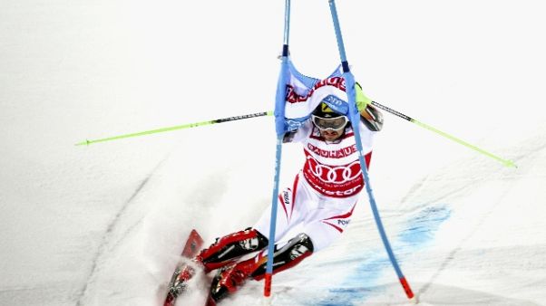 Sci: Hirscher è ancora 'sciatore d'oro' Sci: Hirscher è ancora 'sciatore d'oro'