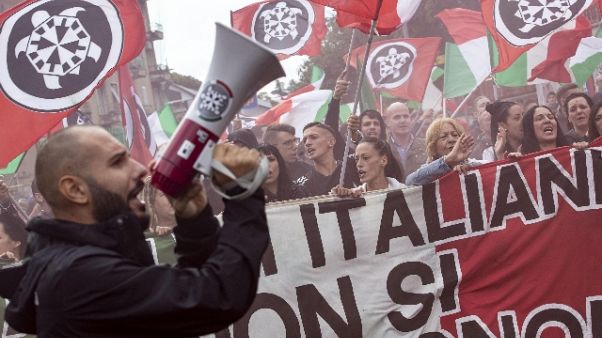 Gdf in sede Casapound, fatta ispezione Gdf in sede Casapound, fatta ispezione