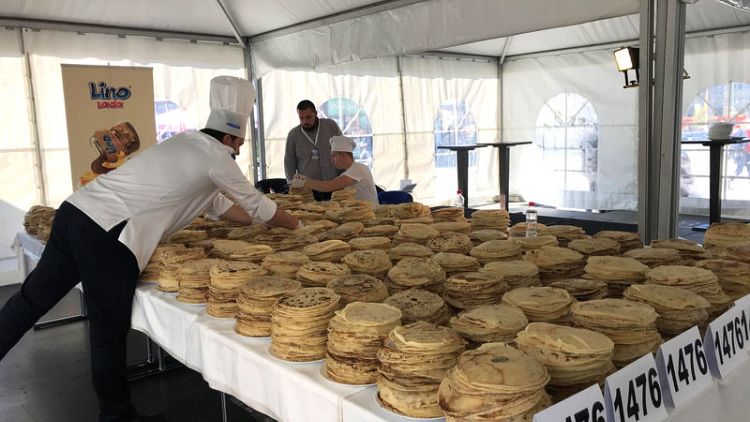 Flipping marvellous: Balkan chefs break pancake record