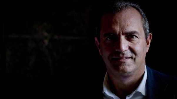 "Golf in piazza", c'è anche De Magistris "Golf in piazza", c'è anche De Magistris