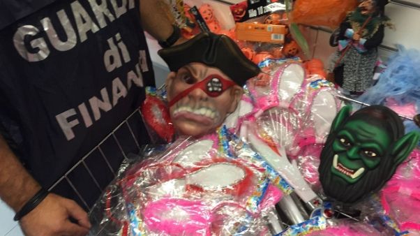 Maxi sequestro articoli Halloween Maxi sequestro articoli Halloween