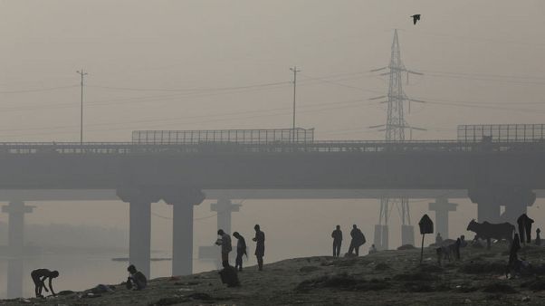 Haze hovers over Indian capital as peak pollution season arrives Haze hovers over Indian capital as peak pollution season arrives
