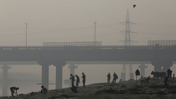 Haze hovers over Indian capital as peak pollution season arrives