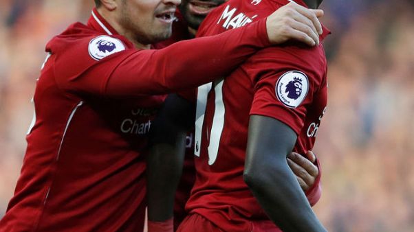 ماني وصلاح يقودان ليفربول للصدارة وانتصار بورنموث وواتفورد ماني وصلاح يقودان ليفربول للصدارة وانتصار بورنموث وواتفورد