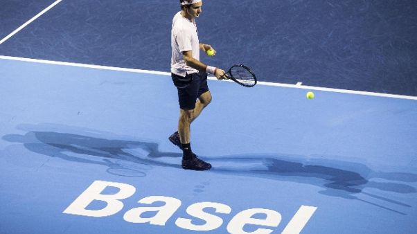Federer in finale nella 'sua' Basilea Federer in finale nella 'sua' Basilea