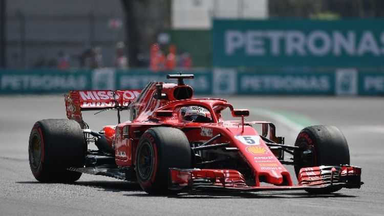 F1: Vettel "altri meglio nelle curve"