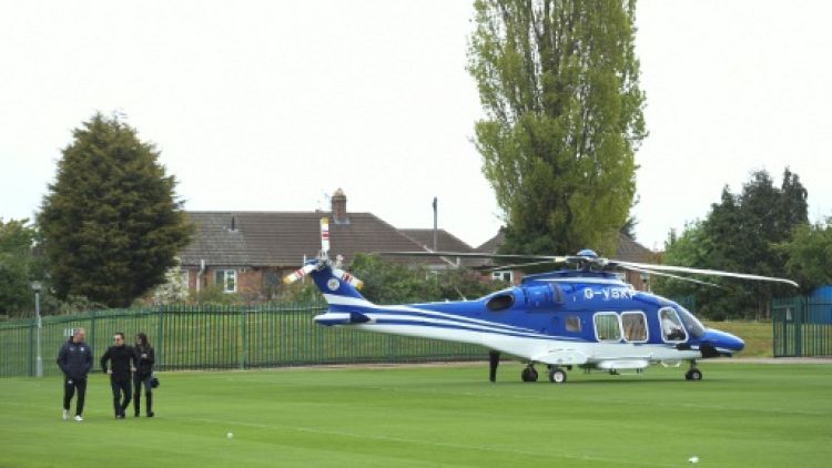 Leicester: l'hélicoptère du président du club s'écrase près du stade


