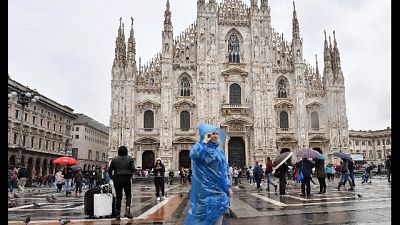 Pioggia a Milano, neve in Valtellina