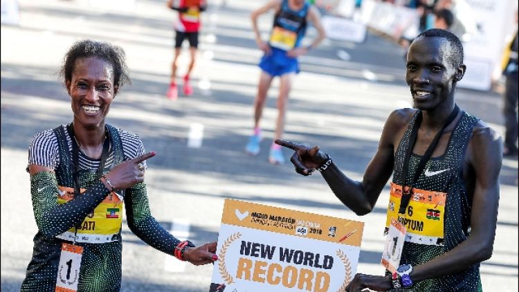 Kiptum batte il record di mezza maratona