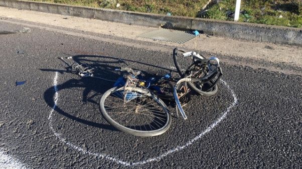 Tre ciclisti investiti, uno è morto Tre ciclisti investiti, uno è morto