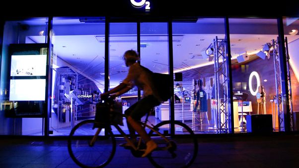 Telefonica Deutschland slightly ups profit guidance after steady third quarter Telefonica Deutschland slightly ups profit guidance after steady third quarter
