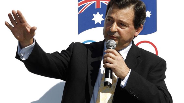 Luminaries call for Cricket Australia chairman to resign